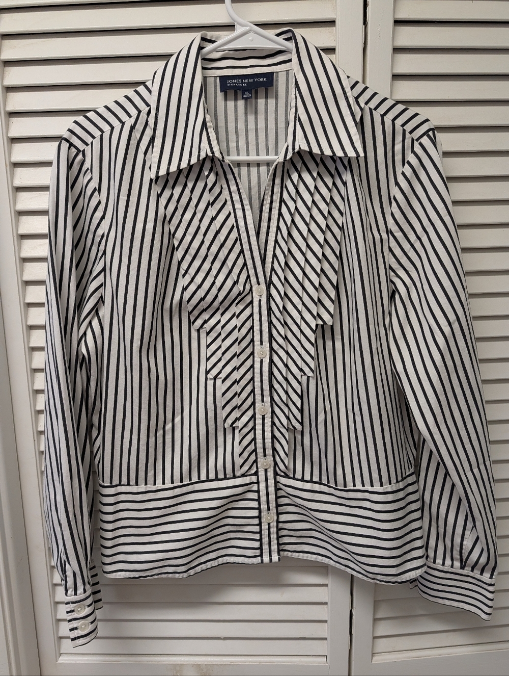 Jones New York Black and White Striped Ruffle-Front Shirt Jacket Sz XL